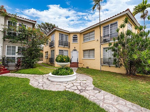 2nd image of 39 Sidonia Ave APT 2