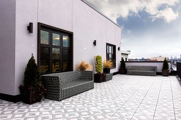 Rented by Nooklyn NYC LLC | media 23