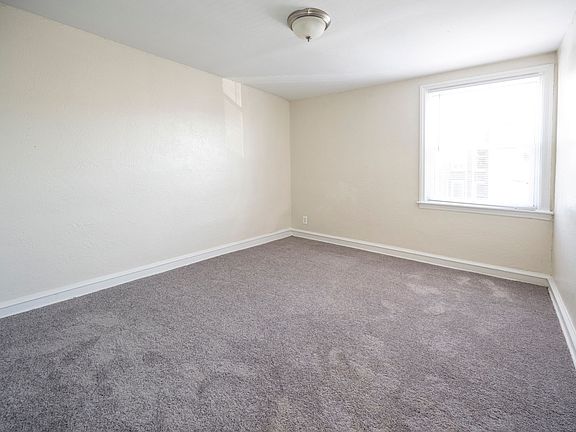4th image of 3901 Roosevelt Blvd #108-04D