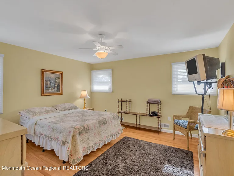 1305 Allaire Rd — Photo 12