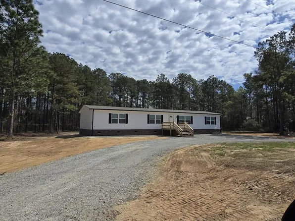276 Tiger Lily Ln, Saint Stephen, SC 29479
