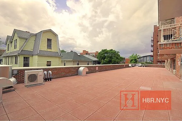 Rented by Happy 8 Realty | media 27