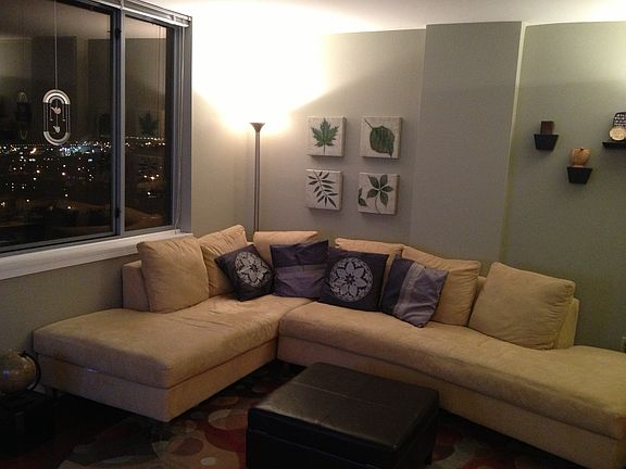 3rd image of 600 E 8th St APT 11H
