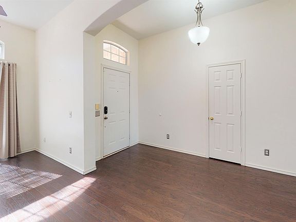 2nd image of 11410 Sunrise Ln