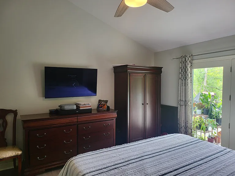 Bedroom-1(Primary) in Main floor