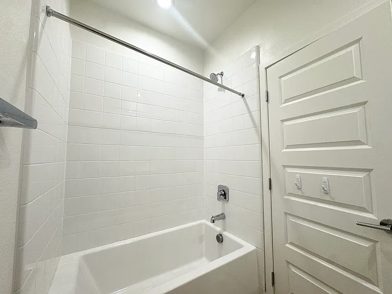11161 Akarna Ct — Photo 38
