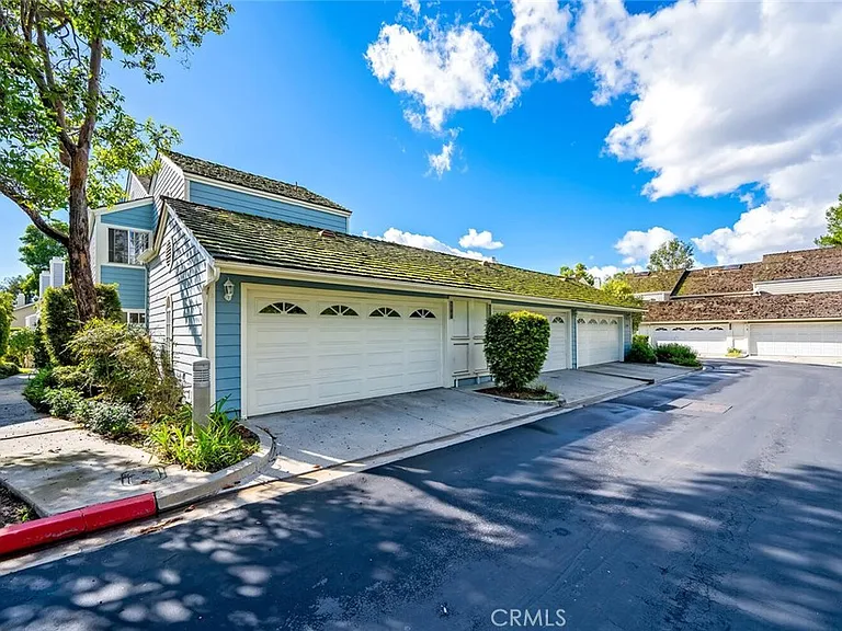 620 Holbrook Ct — Photo 9