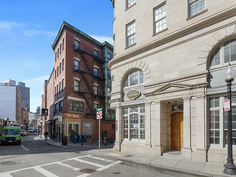 100 Salem St #9 — Photo 22