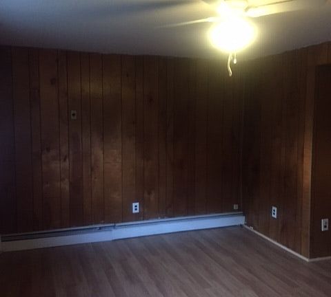 2nd image of 119 Center Ln