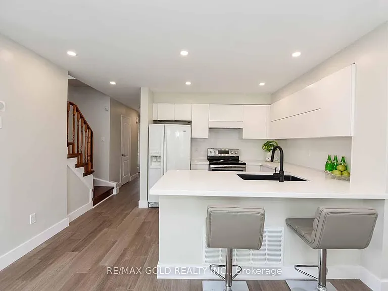 35 Needlewood Ln — Photo 11