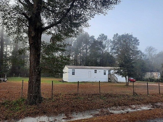 1st image of 284 NW Amanda St