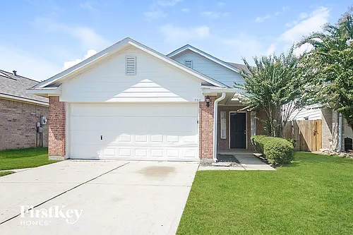 7311 Village Lake Dr Photo 1