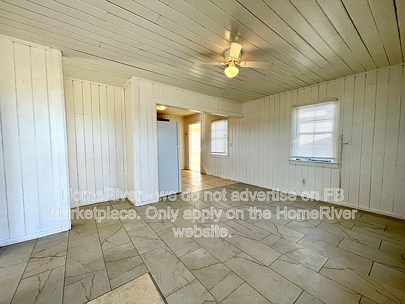 3rd image of 425 South Blvd E