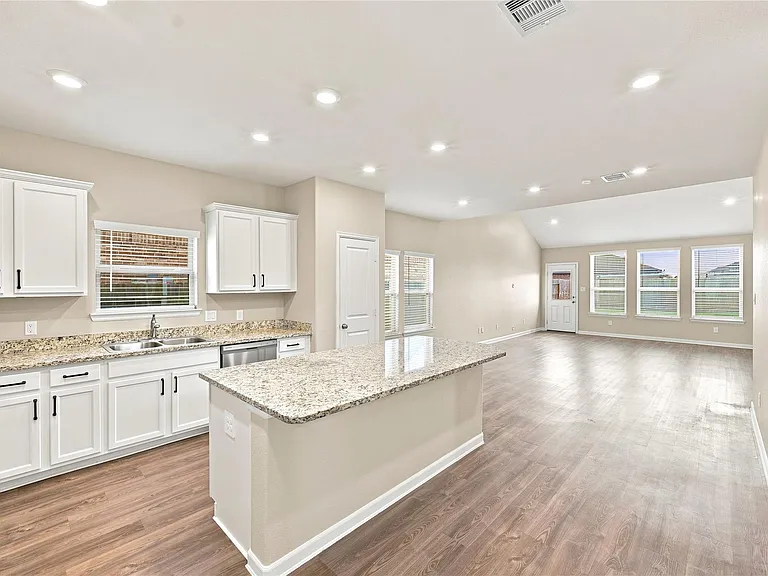 32311 Melbrooke Dr — Photo 15