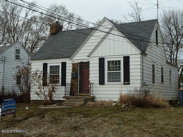 1st image of 951 Ballard St SE