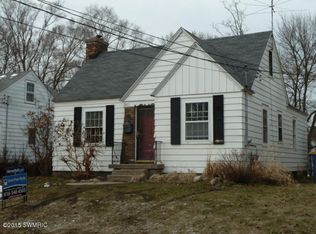 951 Ballard St SE, Grand Rapids, MI