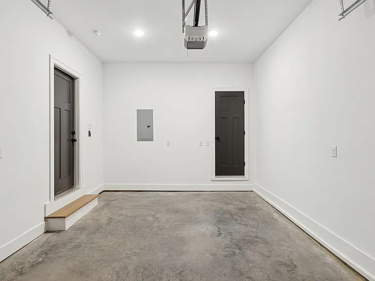 2111 Chadwell Retreat Dr — Photo 13
