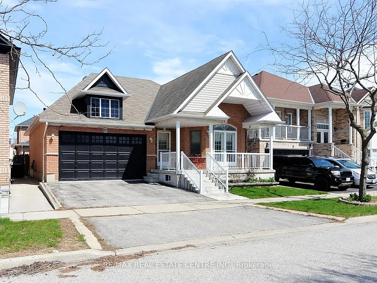 10 Sheldon Dr — Photo 2