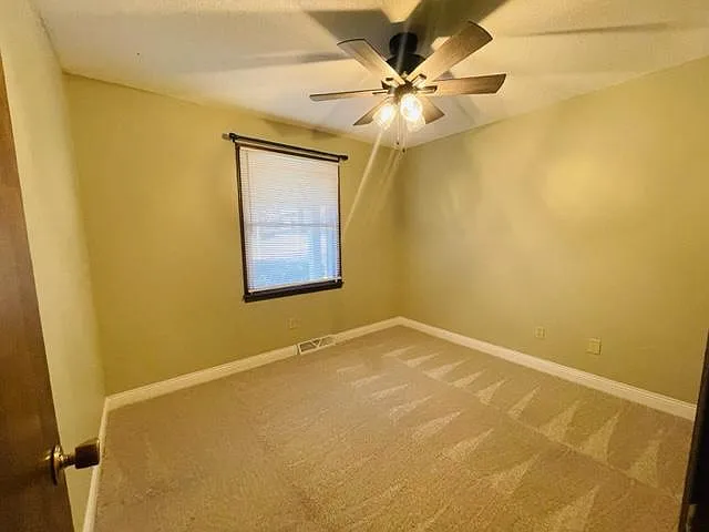 Guest Room2