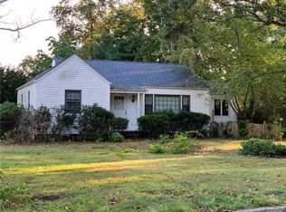 218 3rd St, Saint James, NY 11780