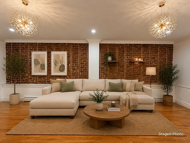 1079 Halsey St #1 — Photo 4
