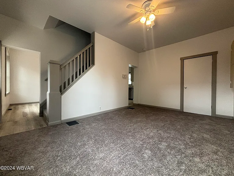 131 S Broad St — Photo 4