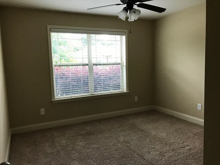 2418 Churchill Cir — Photo 12