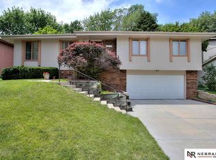 2928 S 159th Cir, Omaha, NE 68130