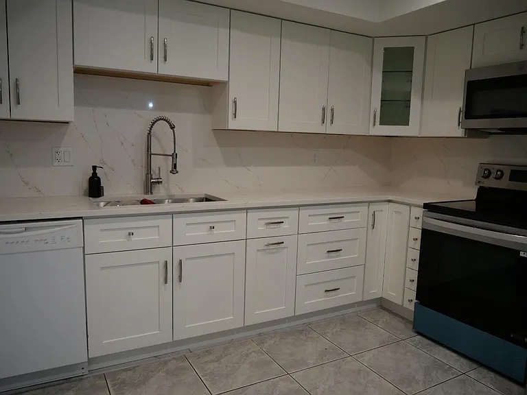 7091 W Sunrise Blvd #7091 — Photo 6