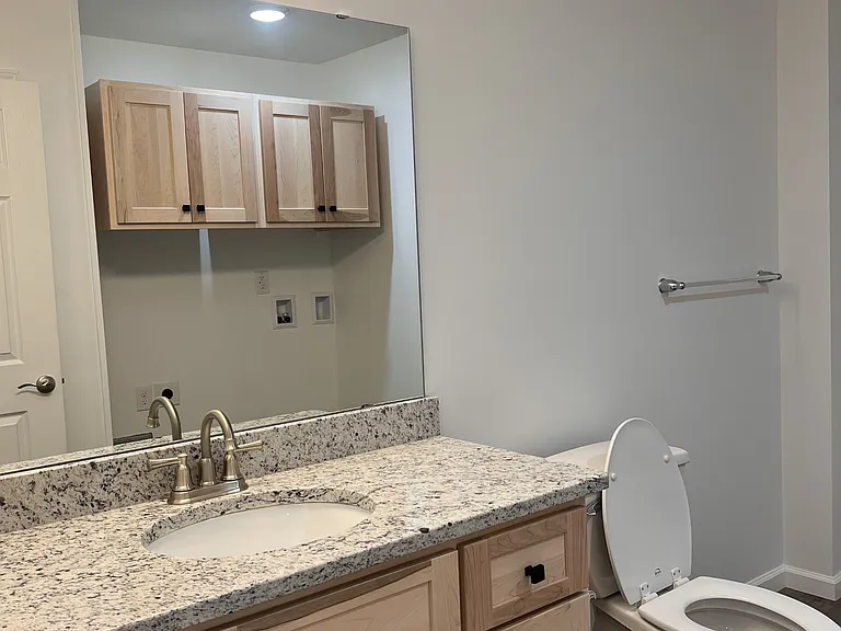 212 S Taylor St — Photo 26