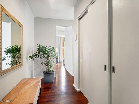 2nd image of 550 N Saint Clair St #1801R