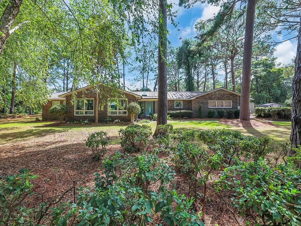 1st image of 117 Blackwood Trail