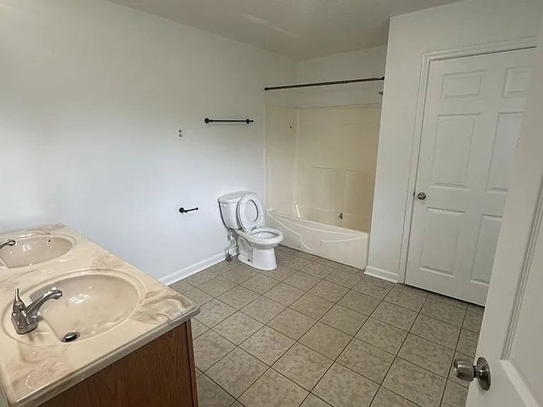 6250 W Highway 136 — Photo 15