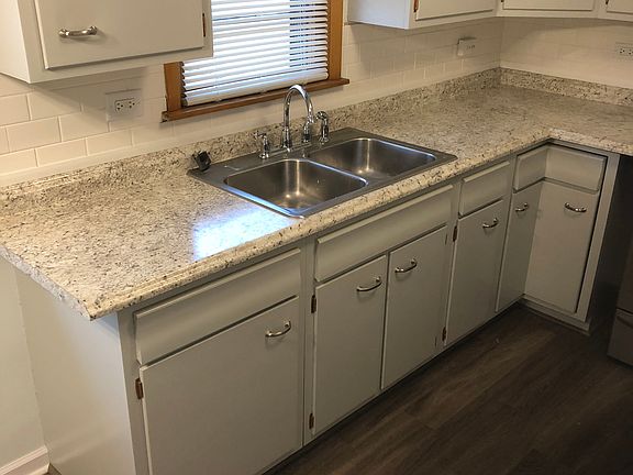 new counter top and fixtures