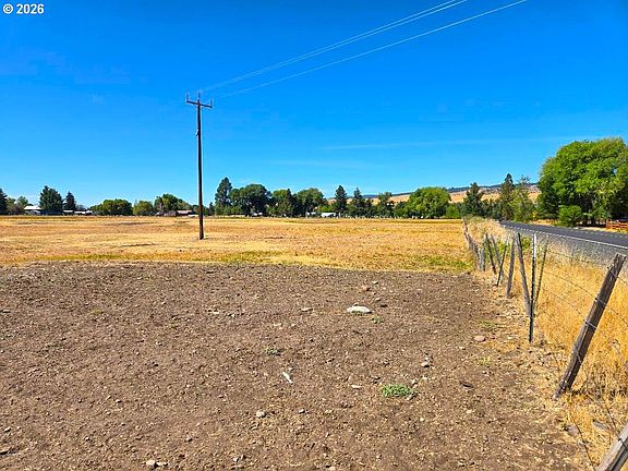 5th image of Summit Prairie Rd