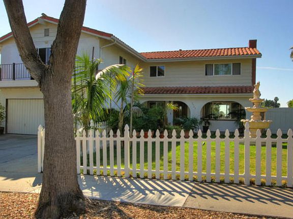 2nd image of 2423 Calle Montilla