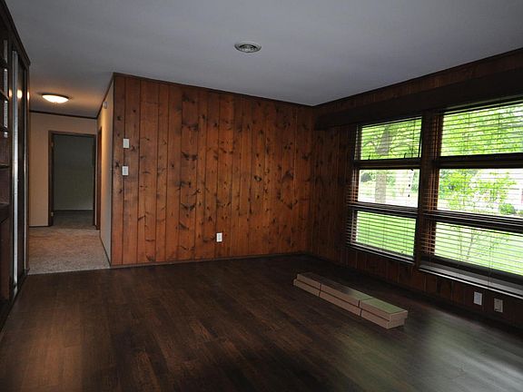 4th image of 5505 Jacksboro Pike