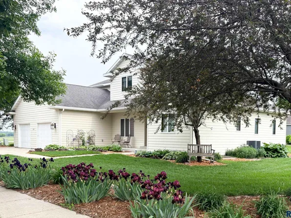 500 Brandenburg St, Luverne, MN 56156