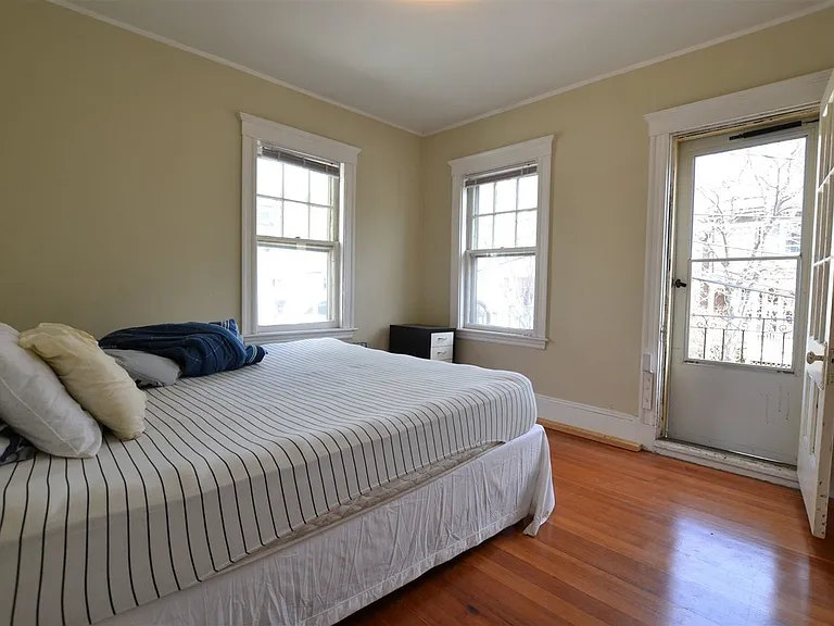 18 Hunnewell Ave #2 — Photo 6