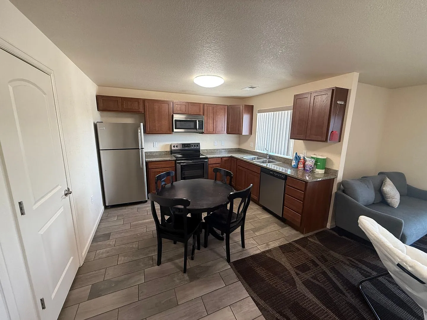 5445 Carter Rd — Photo 2