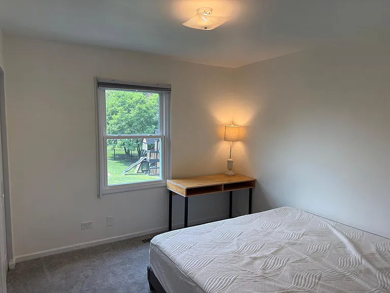 328 Woodside Dr — Photo 16