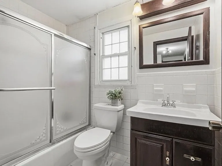 540 Granby Rd #21 — Photo 11