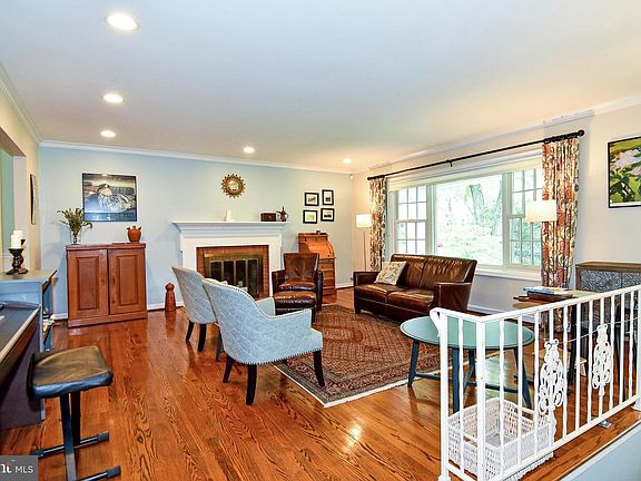 4th image of 6735 Montour Dr