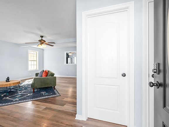 5th image of 3468 Fox Meadow Way