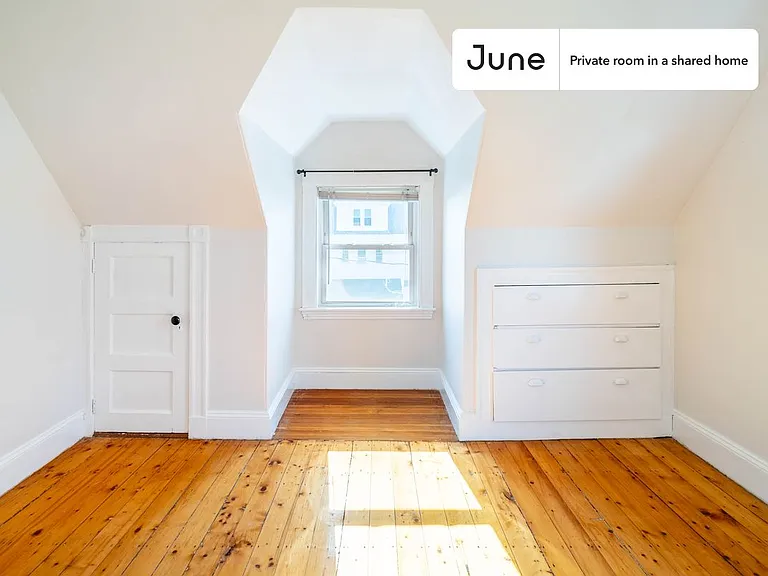 45 Montcalm Ave #D — Photo 4