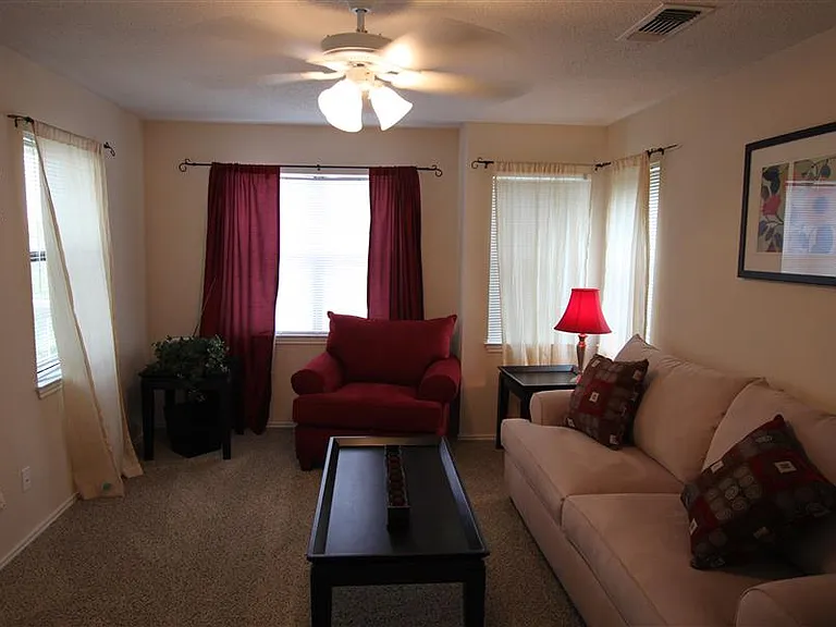 The Ethans Apartments — Photo 24