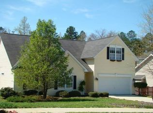 2228 Candlelight Woods Dr, Matthews, NC 28105