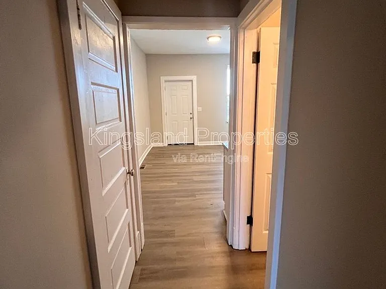 4578 Evans Ave — Photo 10