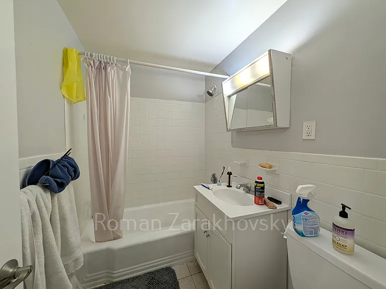236 Babcock St #4 — Photo 16