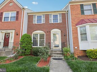 8049 Sky Blue Dr, Alexandria, VA 22315